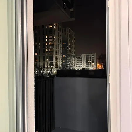 Janickiego 166 Parking Free Appartement Poznań